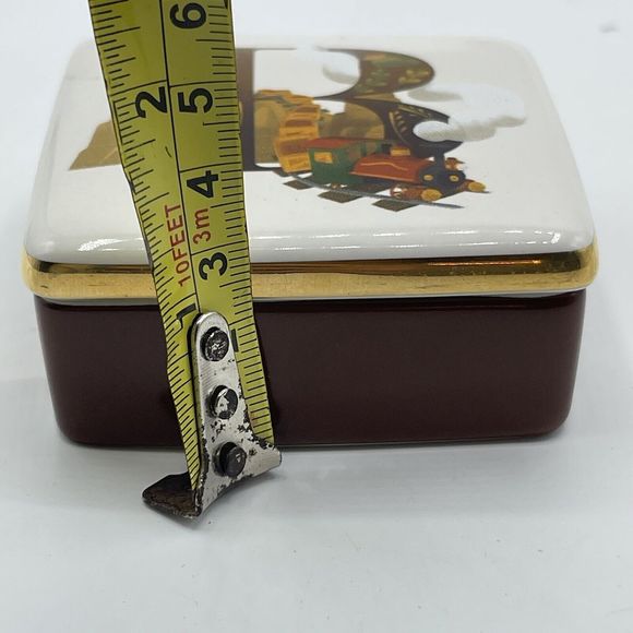 Disney parks ABC‎ letters B is for Big Thunder Mountain Railroad Trinket Box - Picture 4 of 7